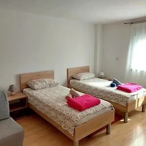 Appartamento Dina, Pola